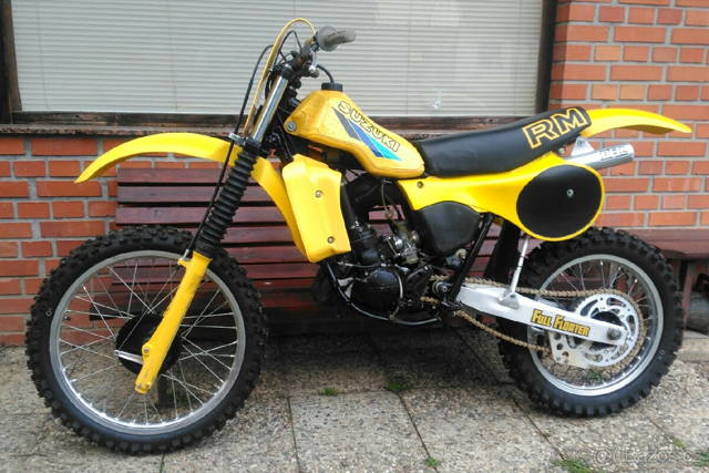 ⚜️Suzuki RM 125 2T ⚜️(1983) ///TOP STAV-PO RENOVACI///