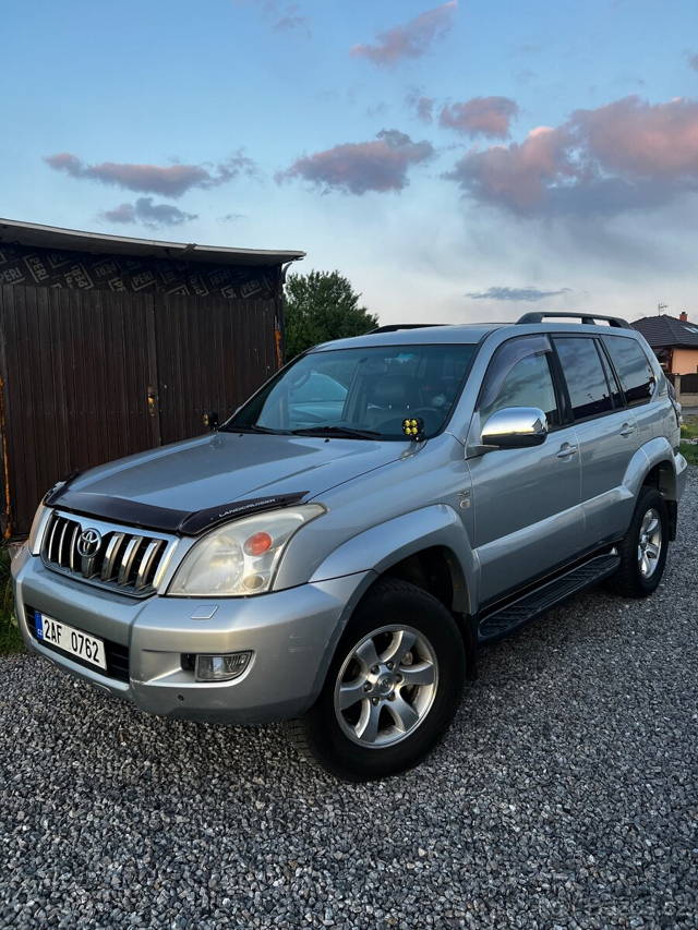 Toyota Land cruiser 120 Prado
