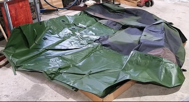Plachta přívěs humvee