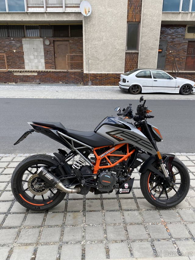 KTM Duke 125 rv2022