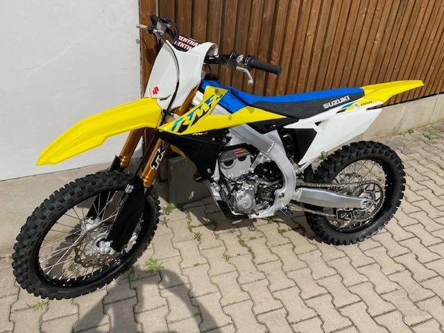 SUZUKI RMZ 250