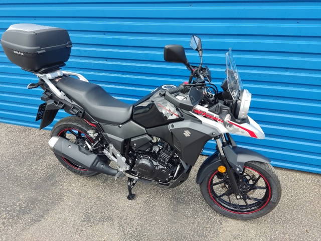 Suzuki DL 250 V-Strom ABS (2021) TOP stav, 9000km