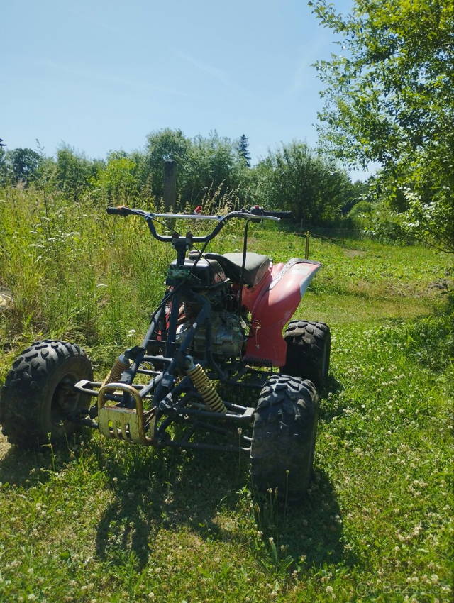 Čtyrkolka 250ccm