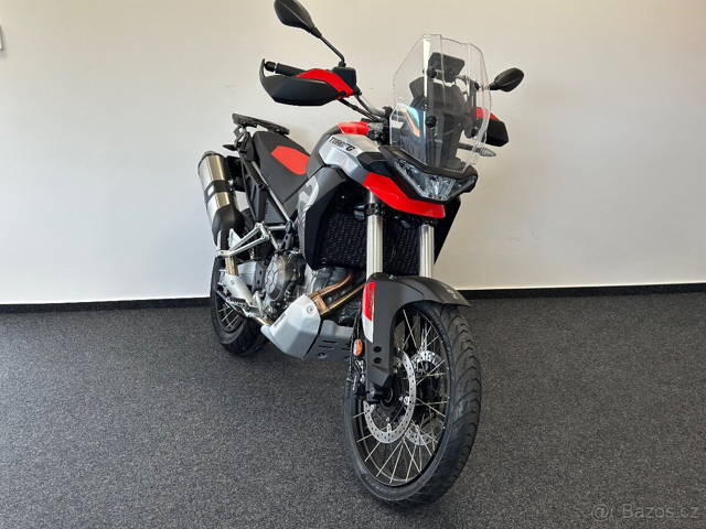 Aprilia Tuareg 660