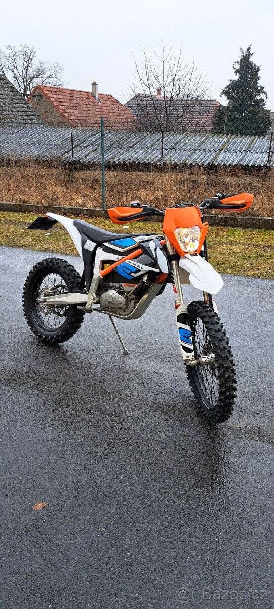 Ktm E-XC freeride 2022