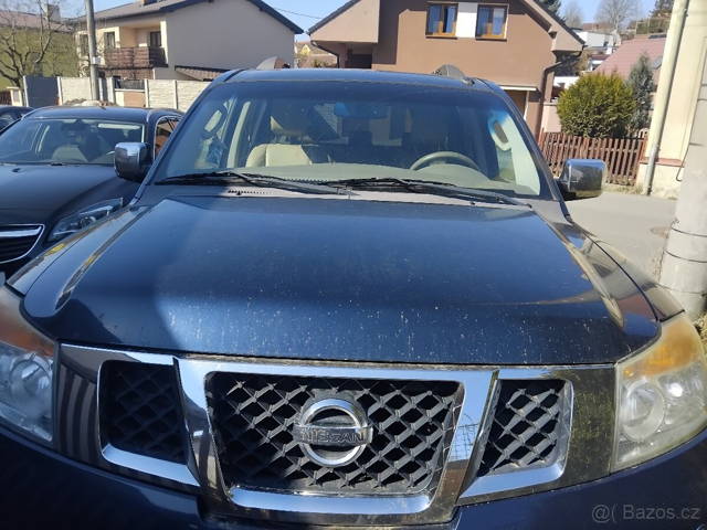 Nissan Armada LE
