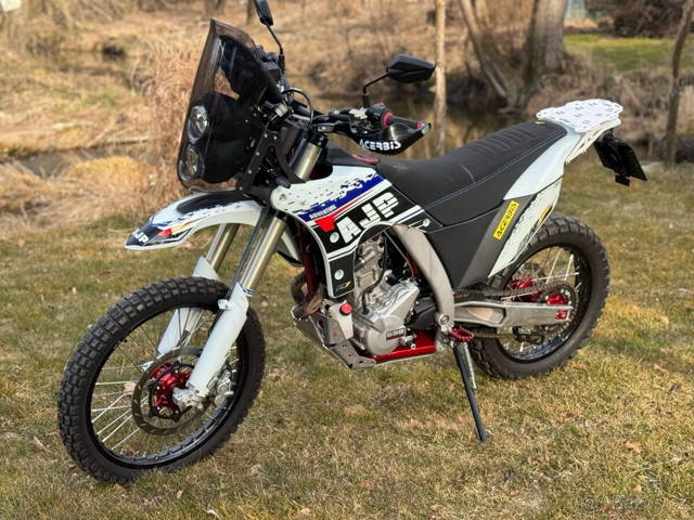 AJP PR 7