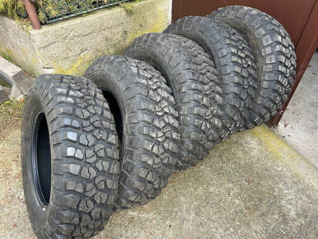 Bf Goodrich 255/75 r17 sada 5ks Jeep Wrangler