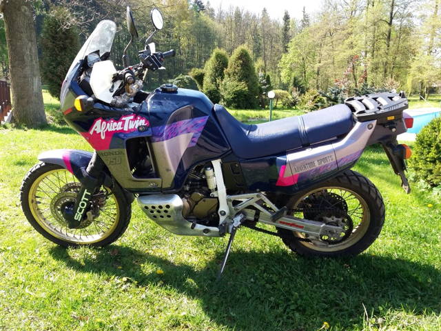 Honda Africa Twin 750XRV
