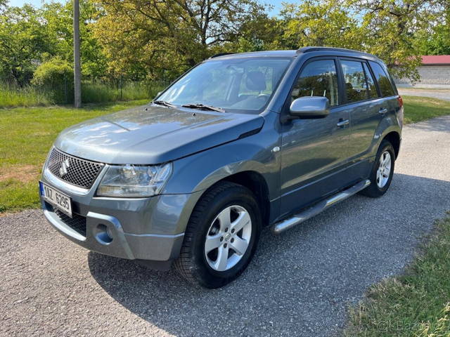 SUZUKI GRAND VITARA II 2.0i 103kw BENZIN 2.majitel tažné