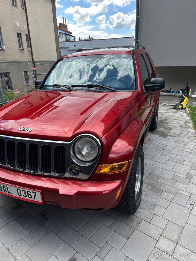 Jeep Cherokee KJ , Liberty , 2,8 CRD , r.v. 2007