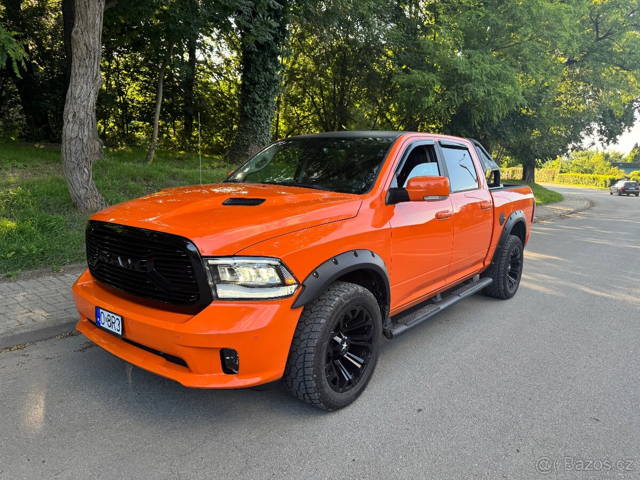 Dodge Ram 1500 5.7 hemi