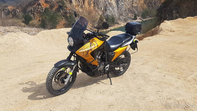 Honda transalp 700