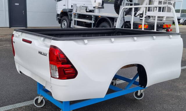 Toyota Hilux Kompletní korba Single Cab nová
