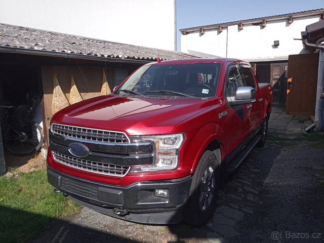 Ford F-150 5.0 V8 lariat