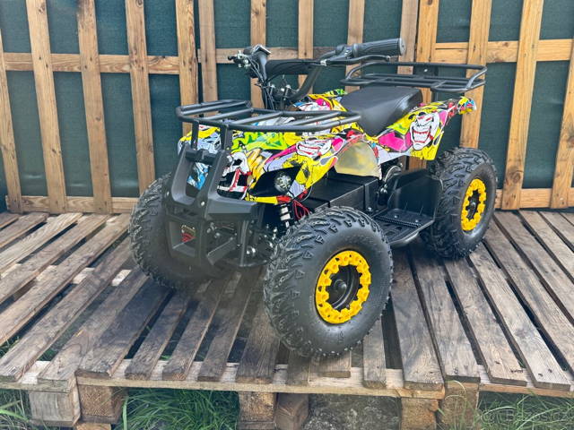 Elektro ATV Čtyřkolka 1200W 48V kola 6” AE006