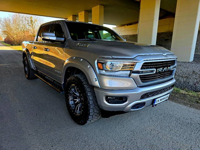 Dodge Ram 1500 4X4 5.7 Hemi, r. 2022, Odpočet DPH