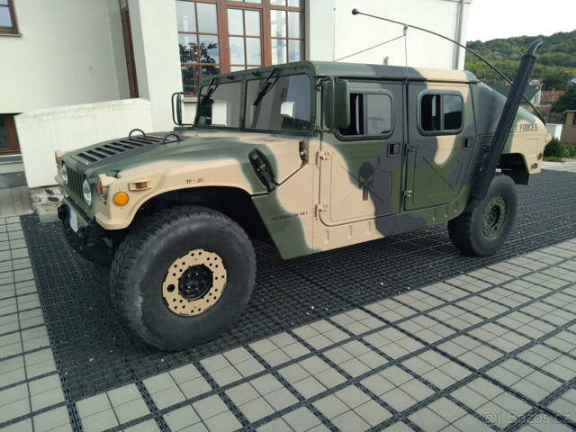Hummer H1 6.2 D / 110kW / HMMWV / M998 / Vojenský / TOP