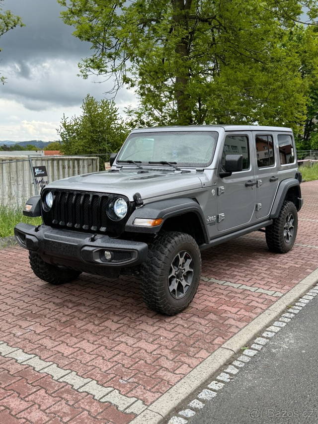 Jeep Wrangler Unlimited 2.0T 200kw—2019–automat—84.000km