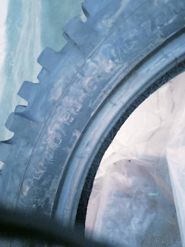 Pneu 140/80-18