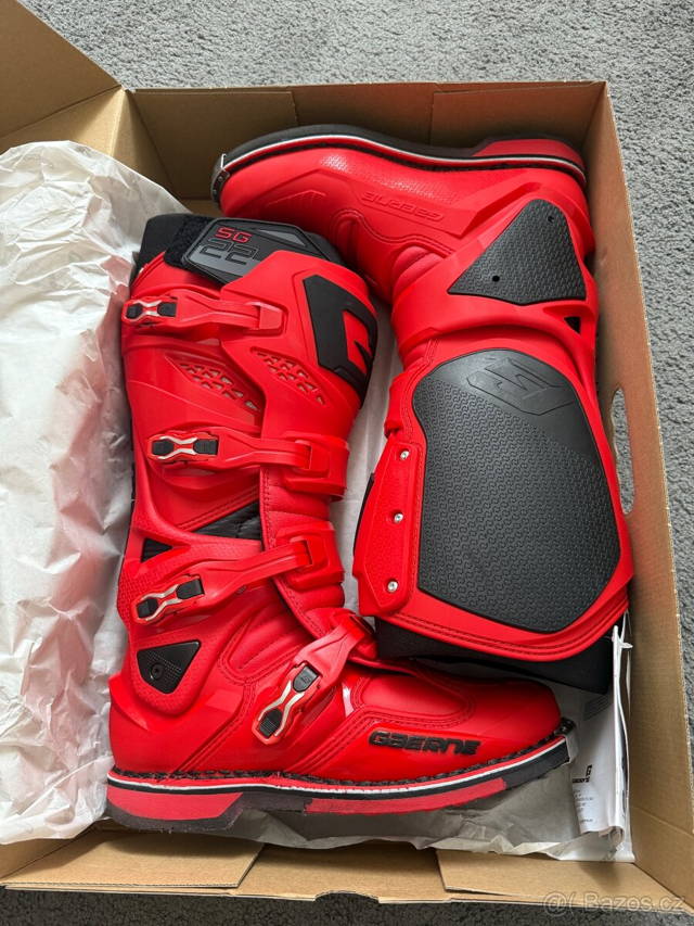 Gaerne sg 22 ,sidi crossfire 3