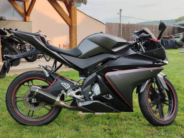 Yamaha yzf-r