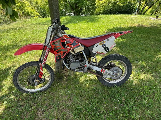 Honda CR 85