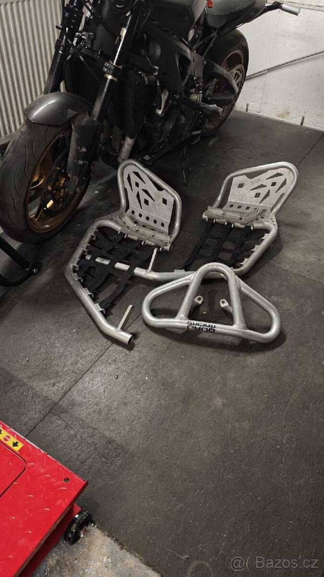 Raptor 700 nárazník, nášlapy
