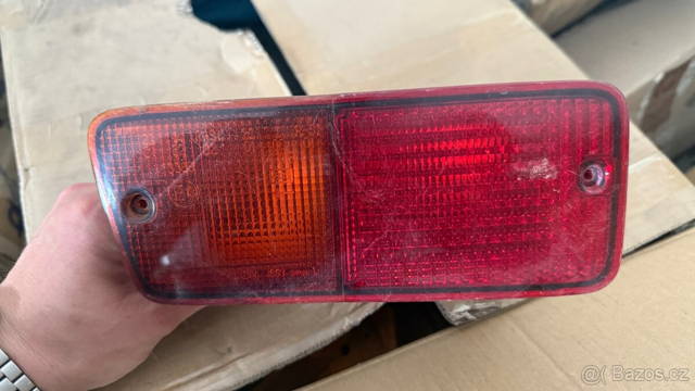 Originální zadní levé světlo Nissan patrol 215-19H4