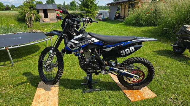 Pitbike Leramotors 300 ( + čtykolka 125)