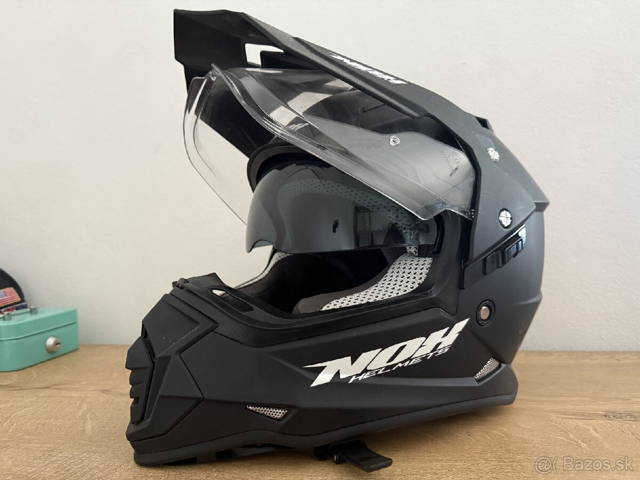 Enduro prilba