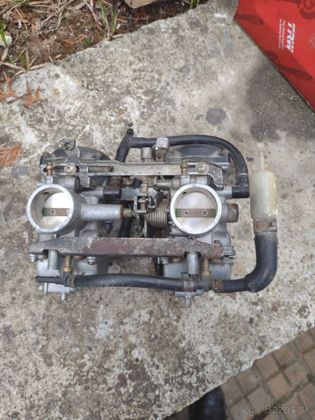 Kawasaki kle 500 karburatory