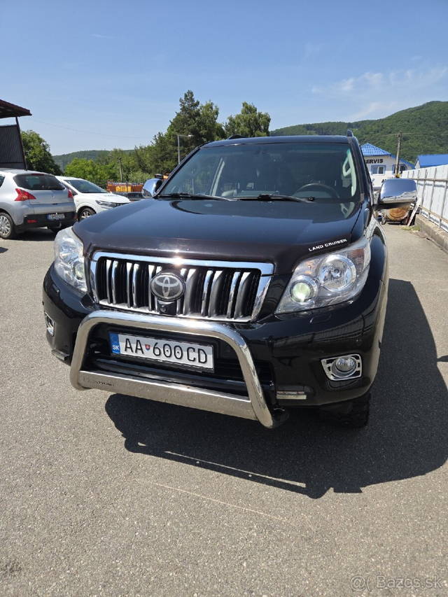 Toyota Land Cruiser 3.0I D-4D Premium A/T