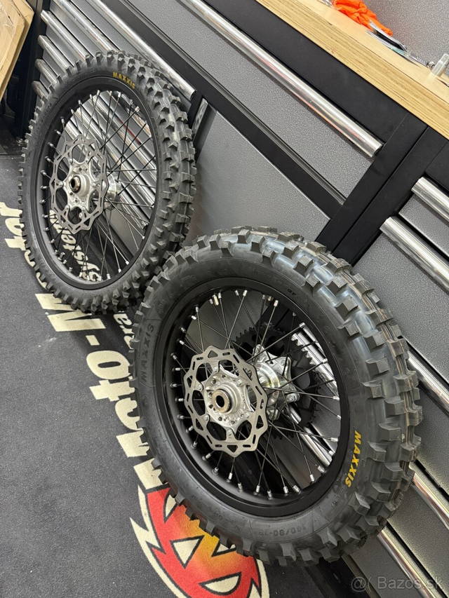 Nové Enduro kolesá 21+18 KTM