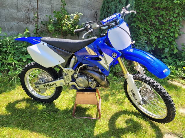 Yamaha YZ 250 2004 perfekt stav motocross