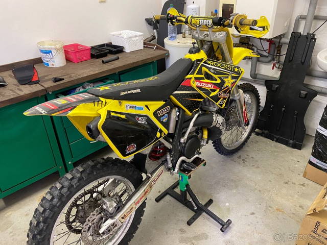 Suzuki rm250