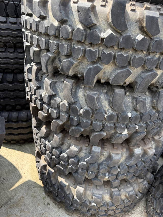 Trekker 215/70 r16 t3