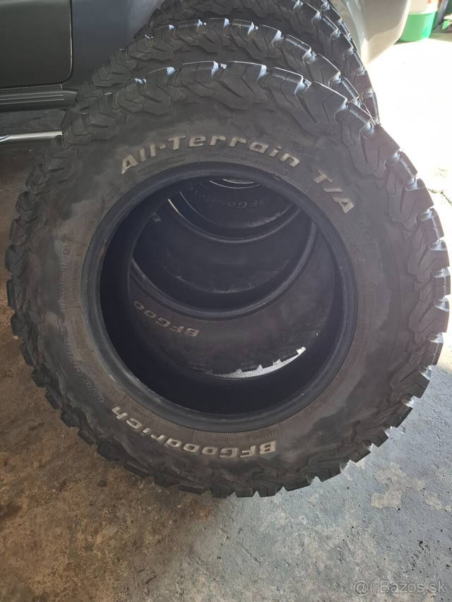 Predam 4ks 265/65r17 AT