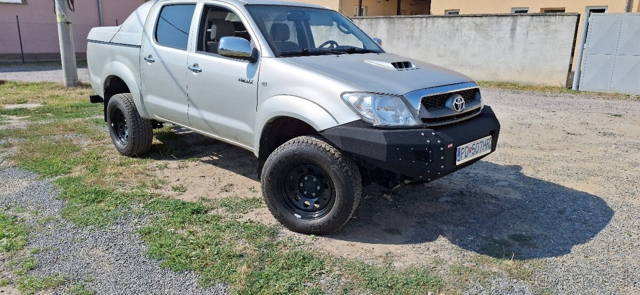 TOYOTA HILUX 3,0 D-4D , PREDAJ / VYMENA