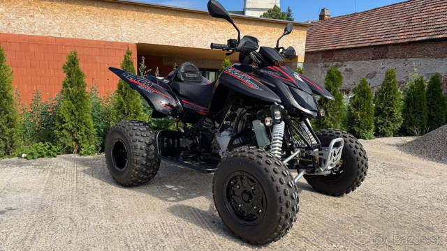 Access Tomahawk 400 Black Edition nájazd 540 km