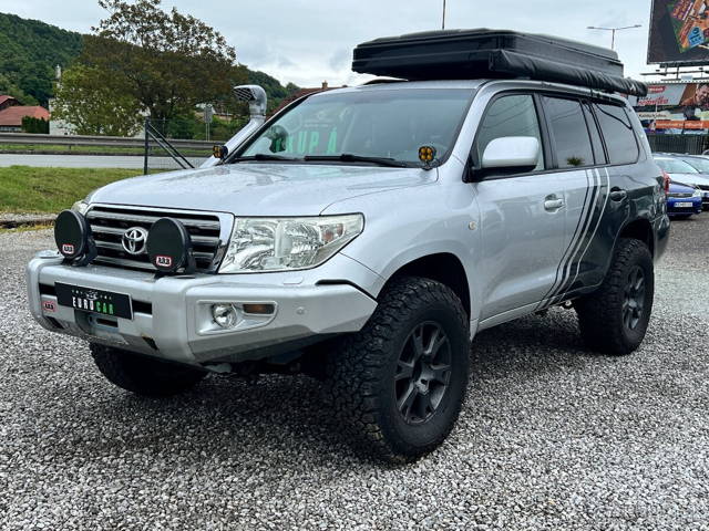 Toyota Landcruiser 200 4.5D