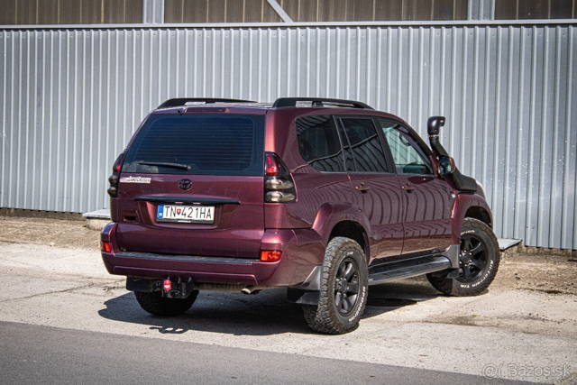 Toyota Land Cruiser 3.0 D-4D Lux+ A/T, Strešné, Exkluziv lak