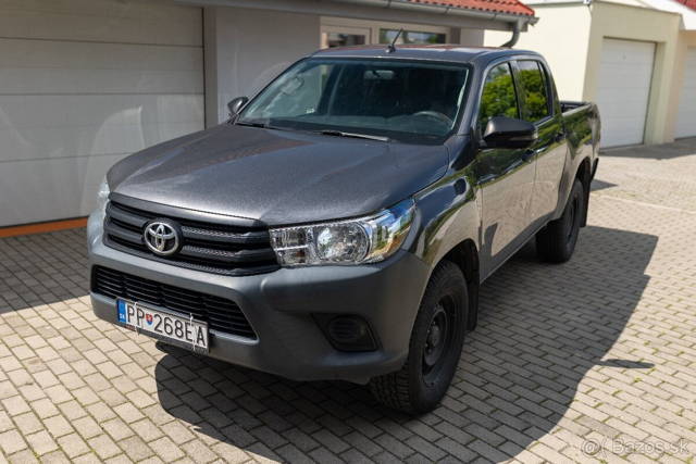Toyota Hilux 2.4
