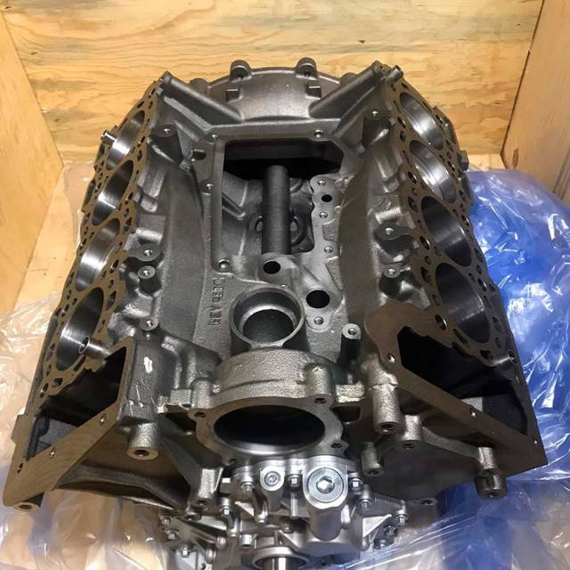 LR035361 - Krátky blok motora LR035361 – 4.4L V8 Diesel pre