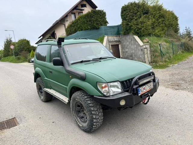 Toyota land cruiser 90