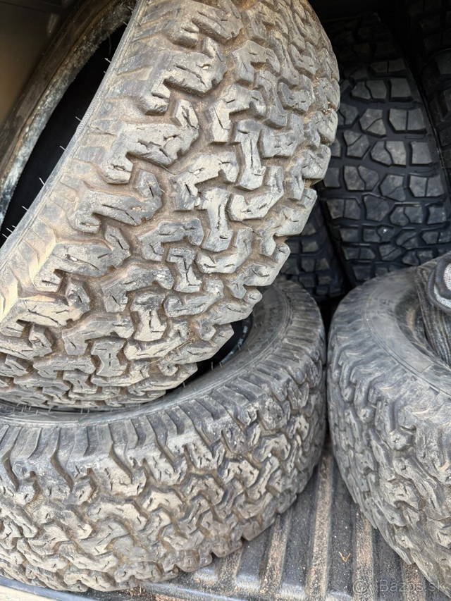 Pneumatiky 235 65 R17