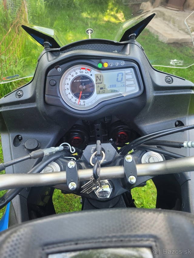 Suzuki V-strom 650 XT