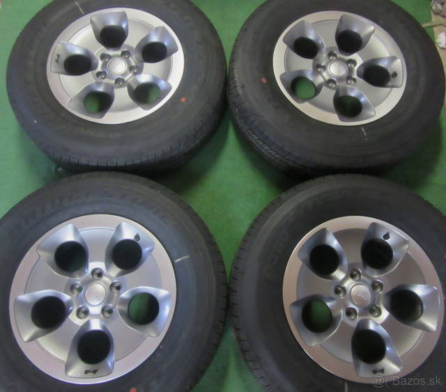 R18 Letná sada JEEP rozteč 5x127 255/70R18 BRIDGESTONE