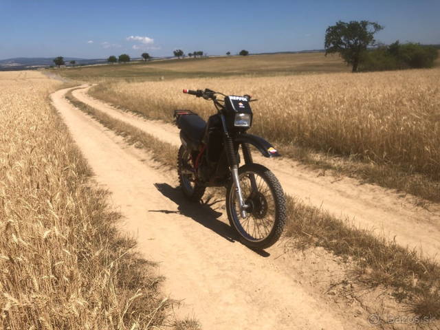 YAMAHA DT 125