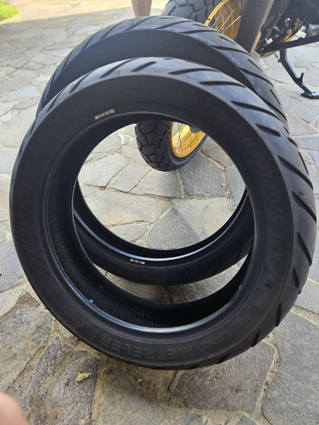 Predam gumy ma bmw gs 1000km najazdene
